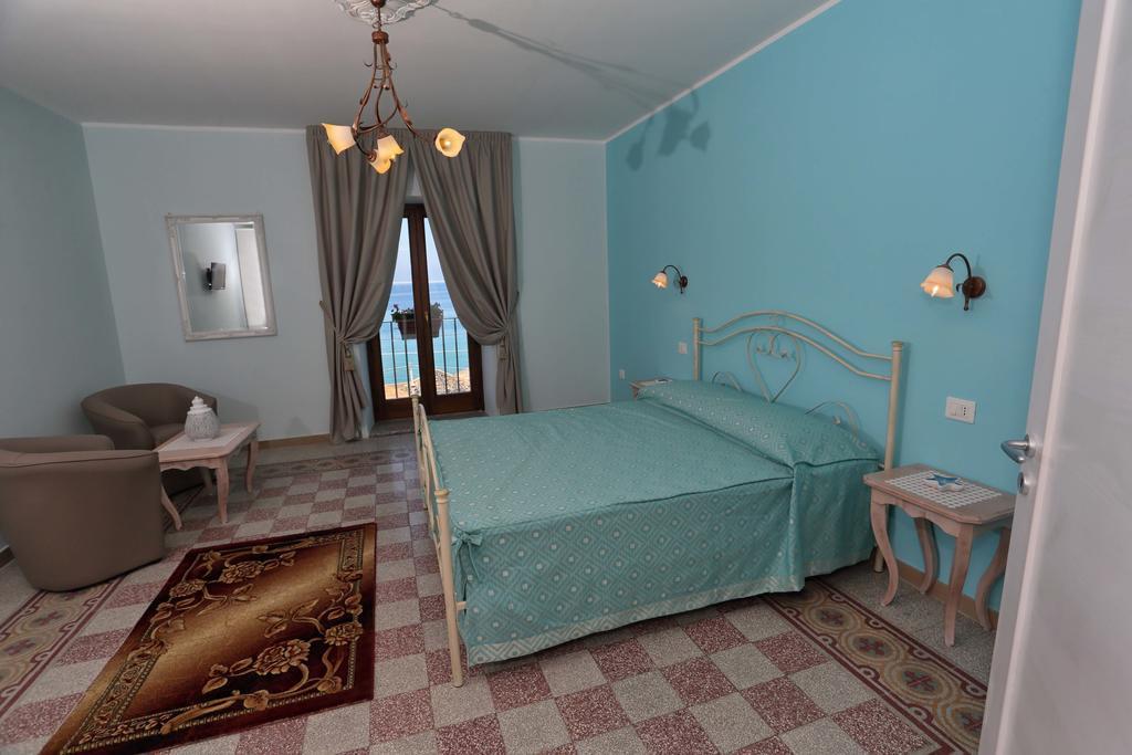 Casale Pettinato Hotell Pizzo  Exteriör bild